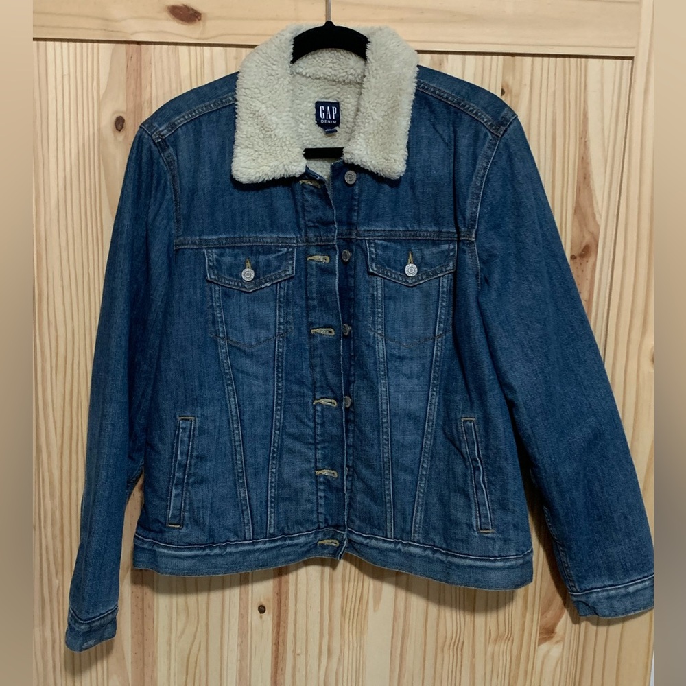 Women’s GAP Denim Sherpa Lined Jacket Size XL